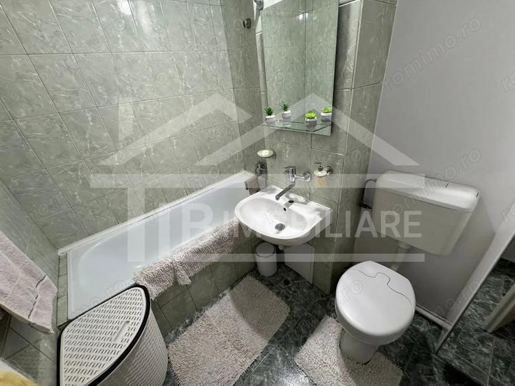 Apartament cu 2 camere decomandat în 7 Noiembrie