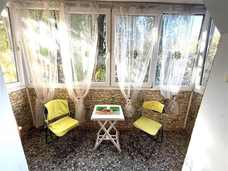 Apartament cu 3 camere decomandat în Aradului