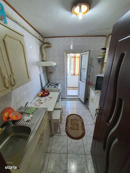 Apartament cu 2 camere decomandat în Dorobanți