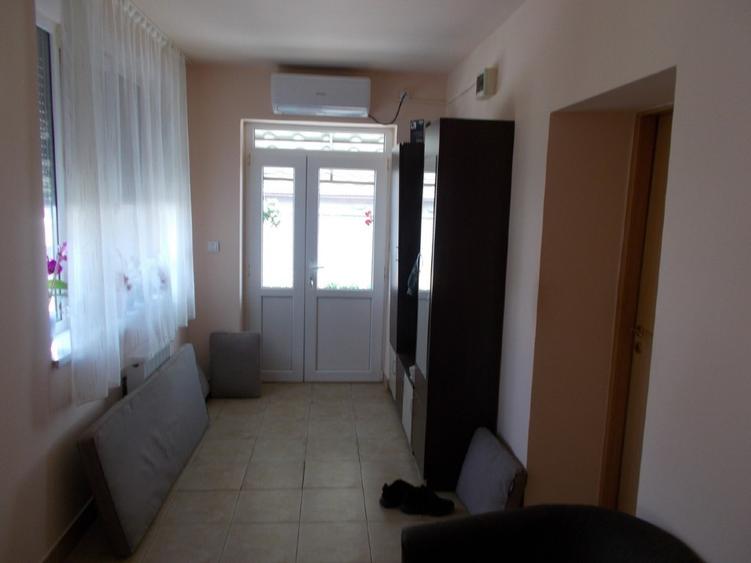 Casa buna, Giroc, vatra satului, 3 camere, 100mp, teren 755mp - 2