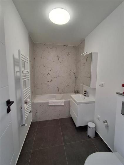 Apartament cu 3 camere nedecomandat în Arhitecților - Calea Cisnădiei