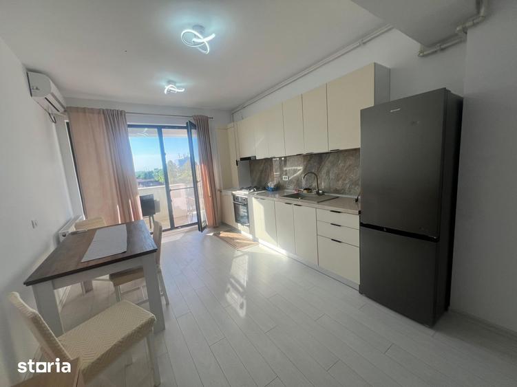 Apartament cu 2 camere decomandat în Tomis Plus