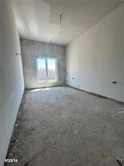 Casă cu 3 camere cu Teren 309 Mp în Moșnița Nouă