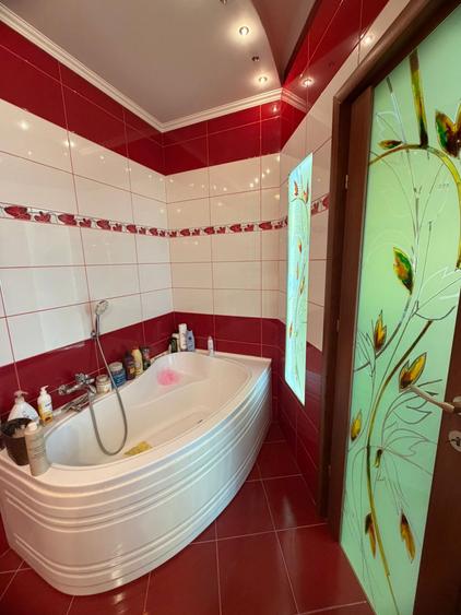 Casă individuală cu 6 camere cu Canalizare în Sălaj