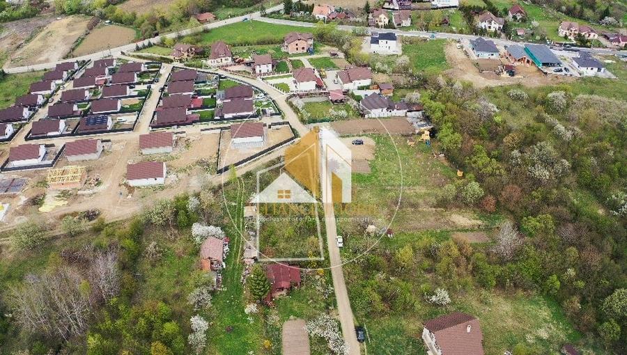 Teren agricol extravilan de 1000 mp, în Nord-Est