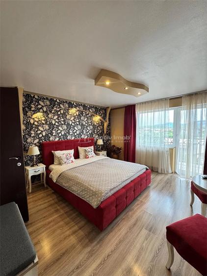 Apartament cu 3 camere decomandat în Horea