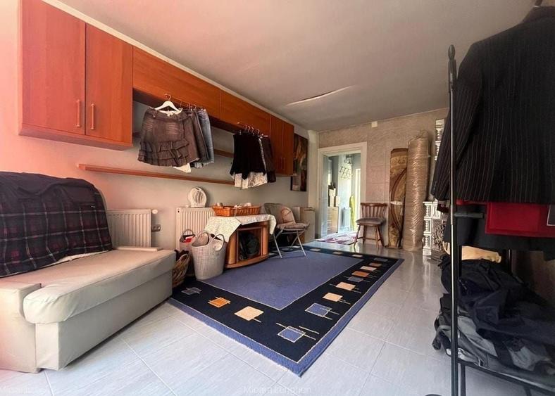 Apartament cu 4 camere semidecomandat în Central