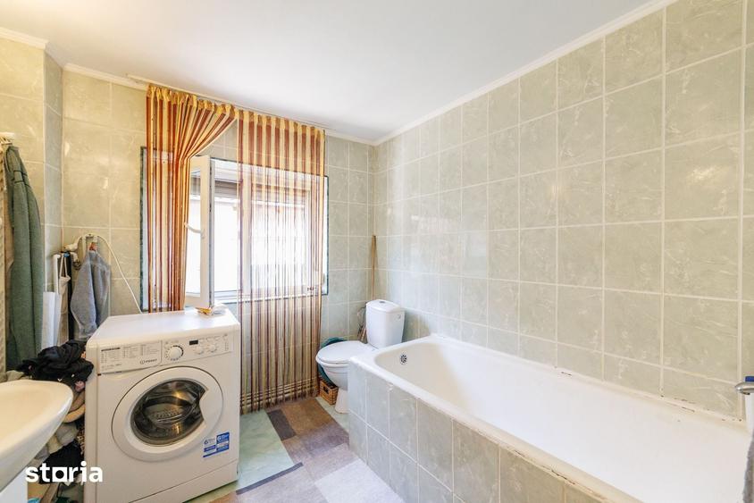 Casă cu 3 camere cu Teren 634 Mp în Central