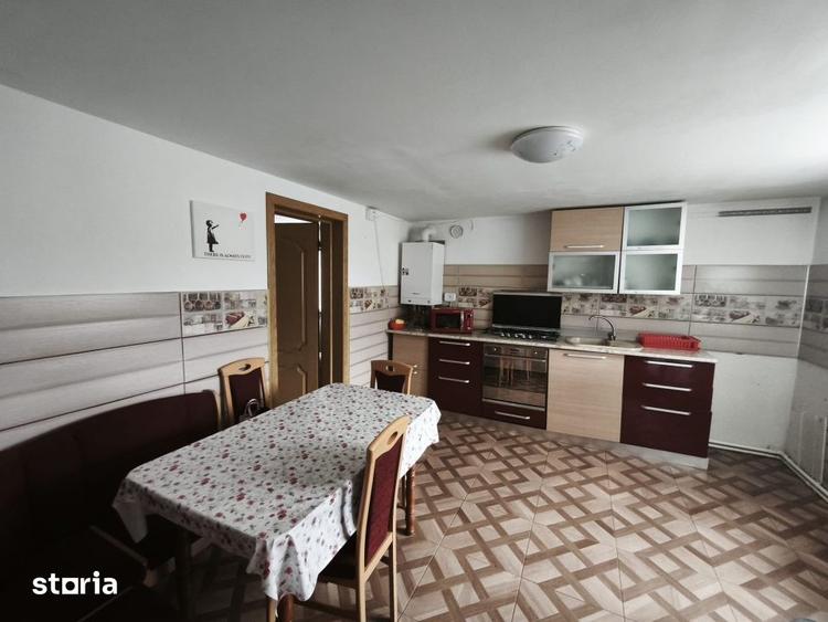Casă cu 2 camere cu Teren 320 Mp în Central