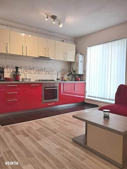 Apartament cu 3 camere decomandat în Gușterița