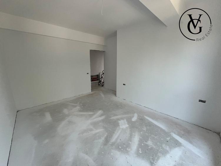 Casă individuală cu 4 camere cu Canalizare în Otopeni