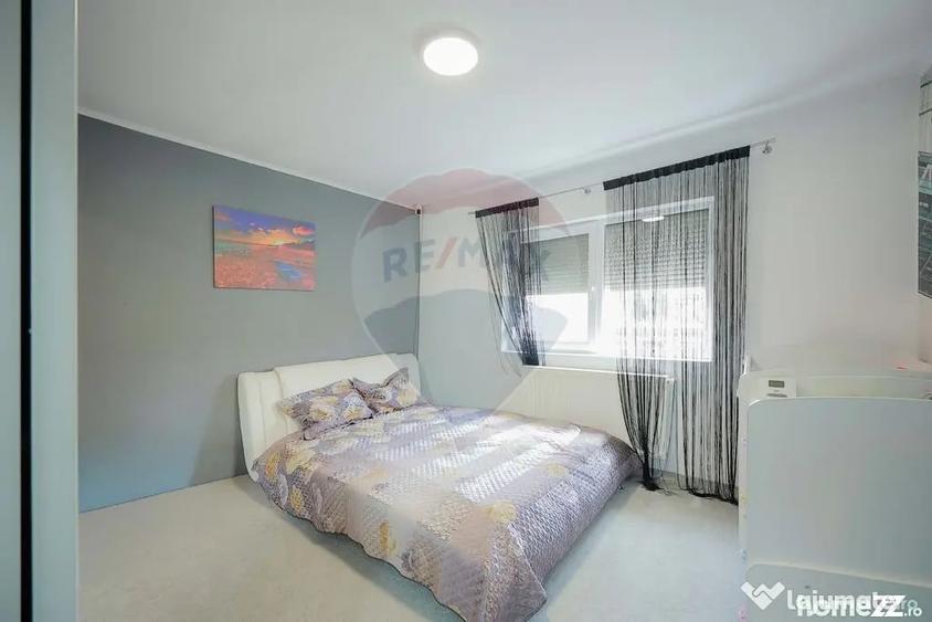 Apartament cu 3 camere decomandat în Spitalul Județean