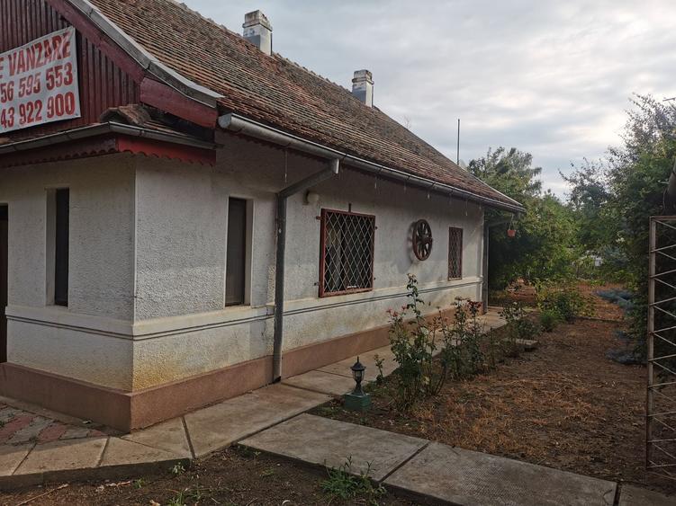 Casă cu 3 camere în Corbeanca