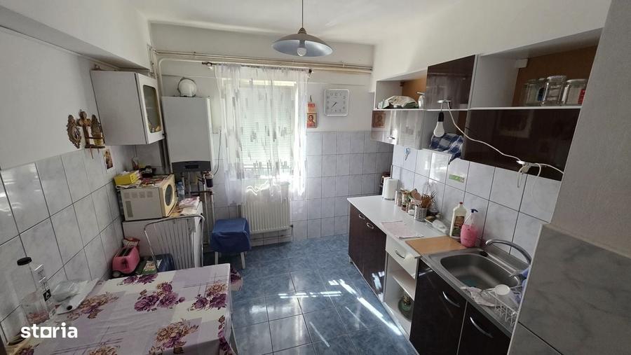 Apartament cu 4 camere în Central