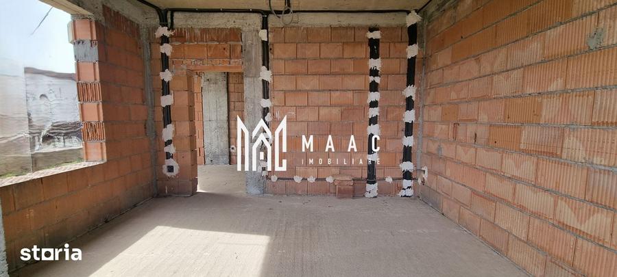Casă cu 5 camere cu Teren 1200 Mp în Central
