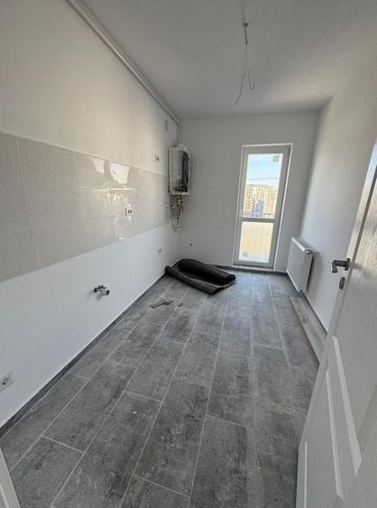 Apartament cu 3 camere decomandat în Brâncoveanu