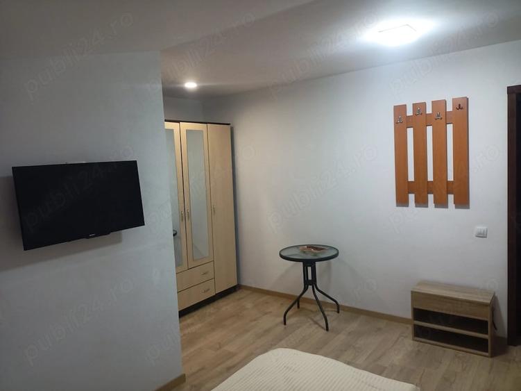Garsonieră decomandată în Central