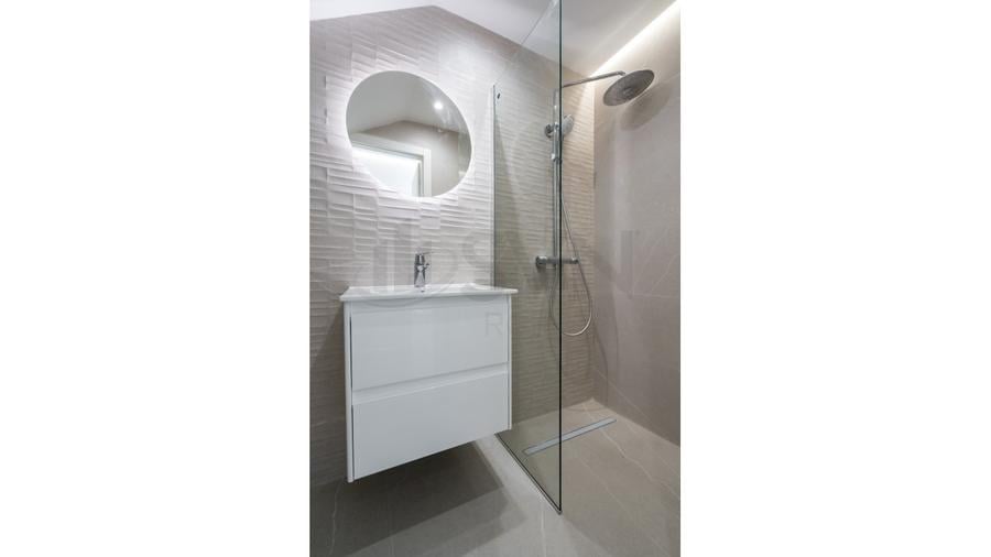 Casă individuală cu 6 camere cu Canalizare în Pipera