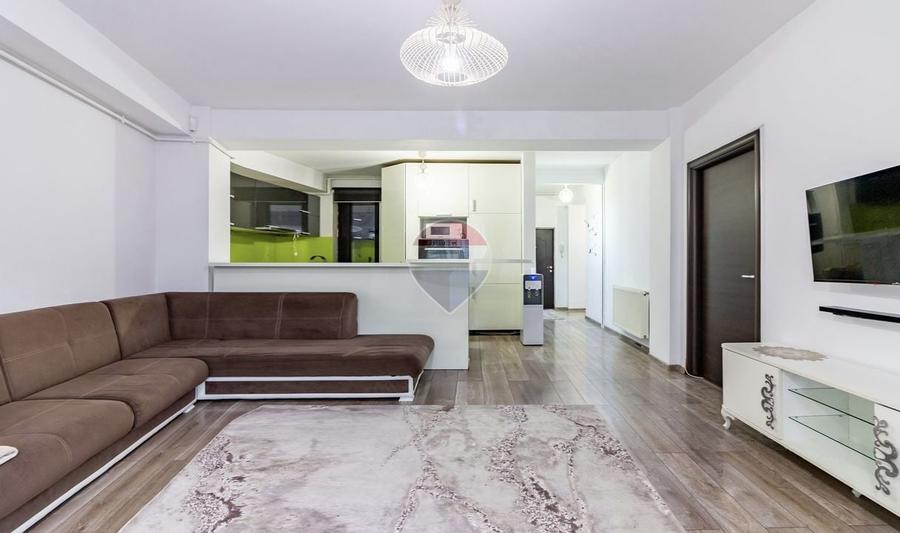 Apartament cu 4 camere decomandat, mobilat în Bucureștii Noi
