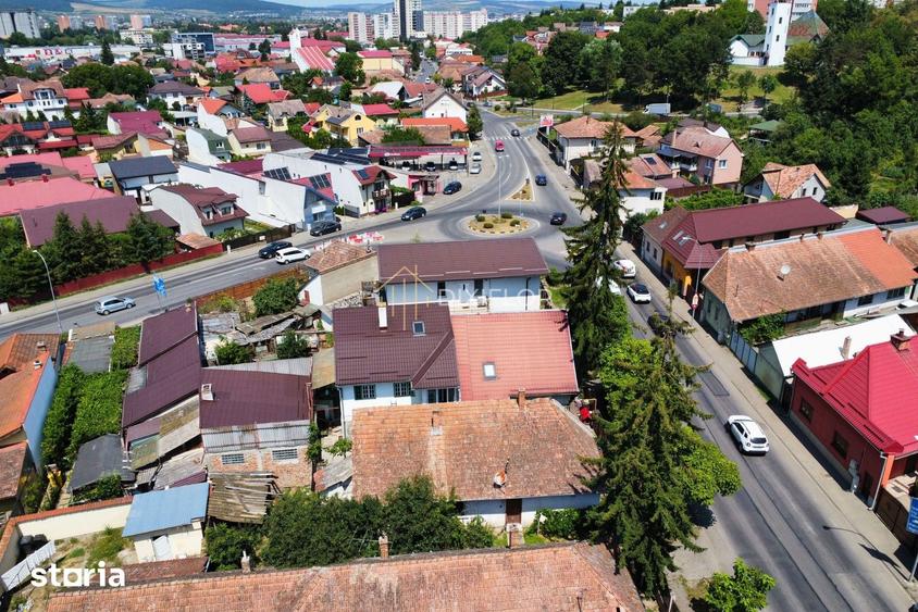Casă cu 2 camere cu Teren 270 Mp în Central