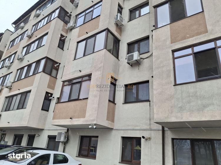 Apartament cu 3 camere decomandat în Metalurgiei