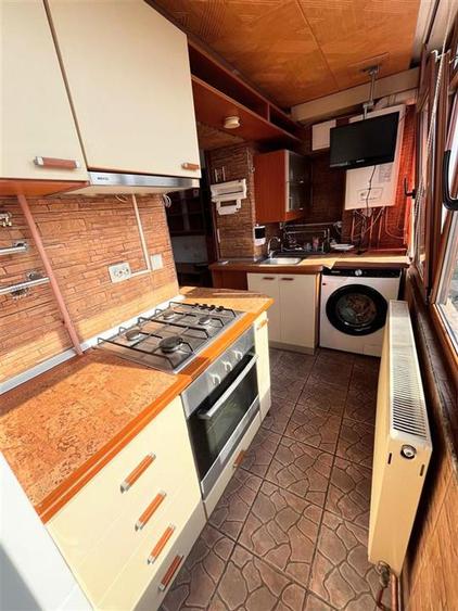 Apartament cu 2 camere decomandat, mobilat în Nicolina