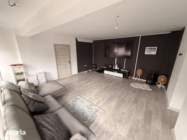Casă cu 2 camere cu Teren 450 Mp în Florești
