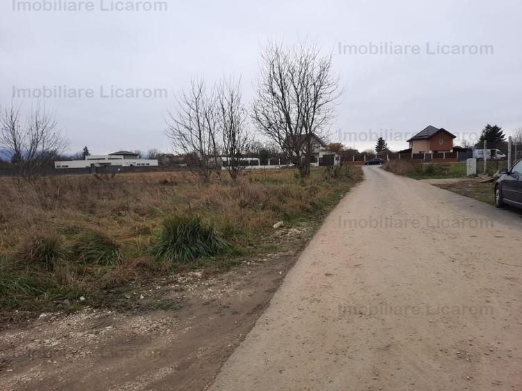 Teren Construcții intravilan de 823 mp, în Stupini
