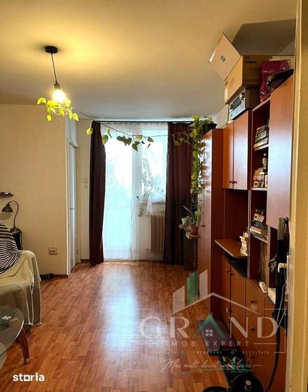 Garsoniera de vanzare | Str.DetunataGheorgheni | 28 mp+balcon | Eta - 3