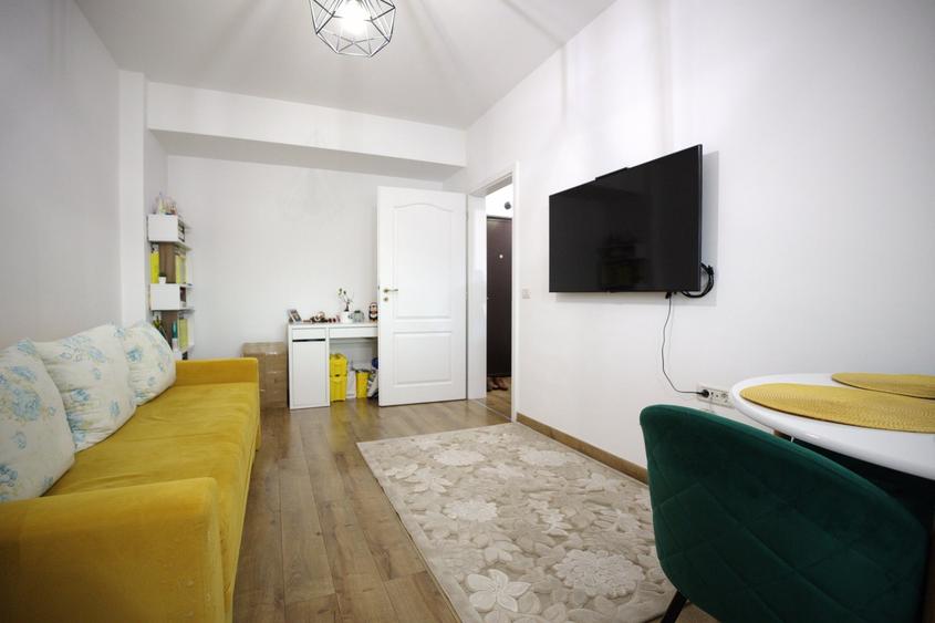 Apartament cu 3 camere decomandat, mobilat în Cug