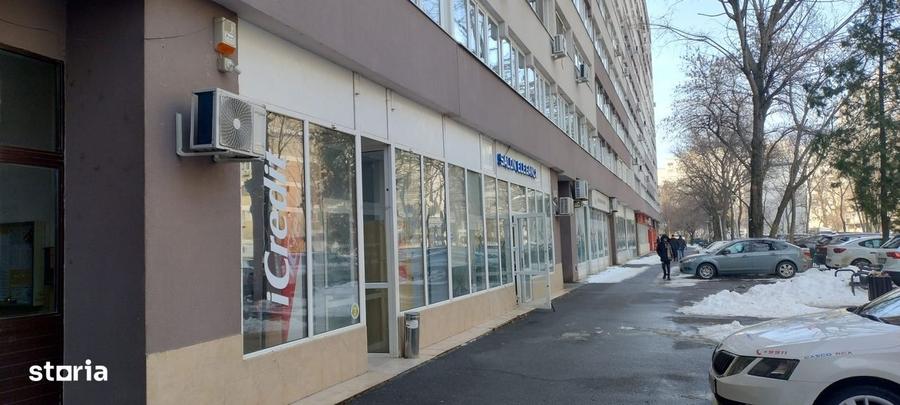 Spațiu comercial, de 54 mp, în Drumul Taberei