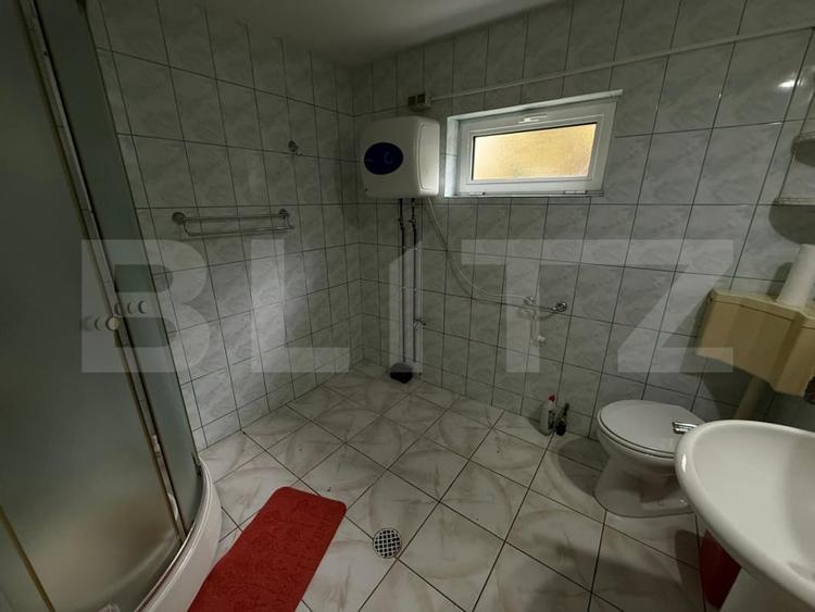 Casă individuală cu 4 camere cu Canalizare în Gheorghe Doja