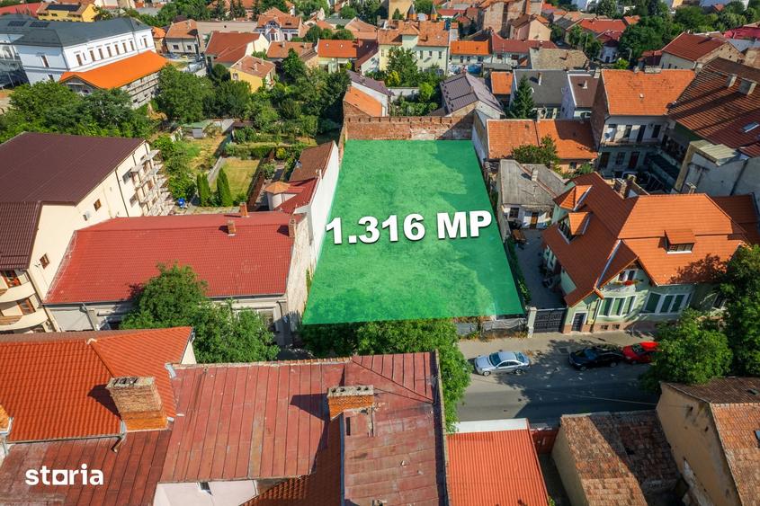 Teren de 1316 mp, în Central