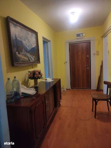 Apartament cu 4 camere decomandat în Gării