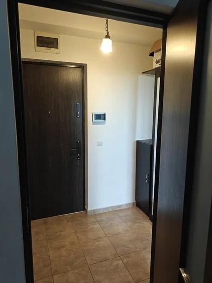 Apartament cu 2 camere semidecomandat în Mihai Bravu