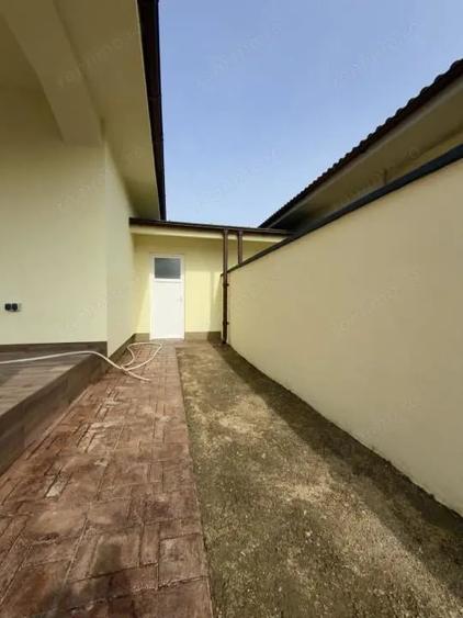 Casă cu 3 camere cu Teren 350 Mp în Beregsău Mare