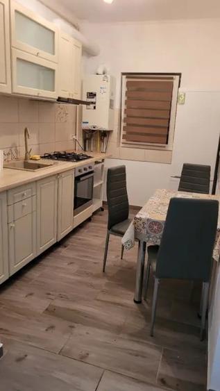 Apartament cu 2 camere semidecomandat în Giroc