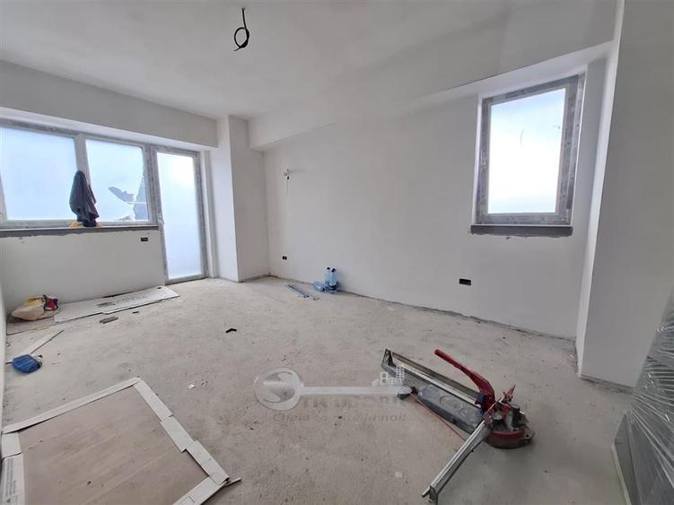 Apartament cu 2 camere decomandat în Galata