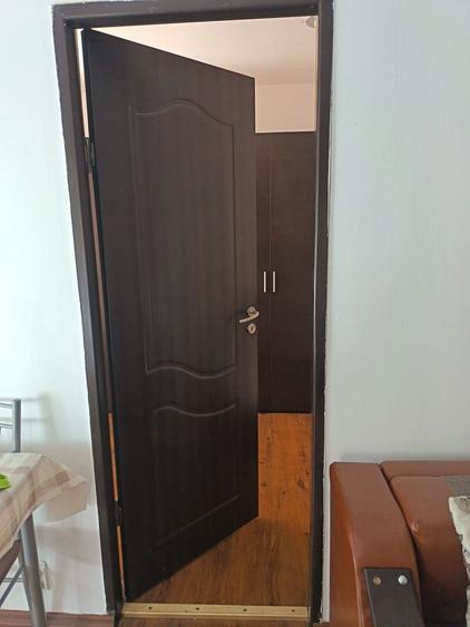 VAND APARTAMENT 3 camere zona Cora - 5