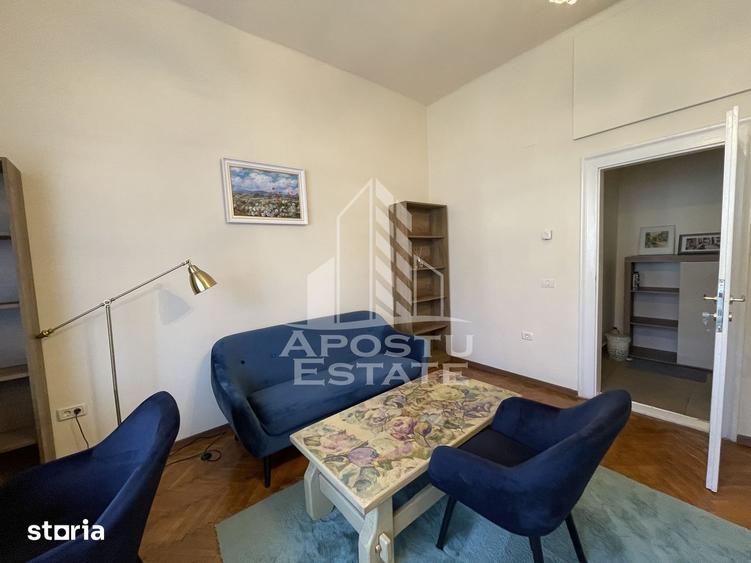 Spațiu comercial, de 33 mp, în Central