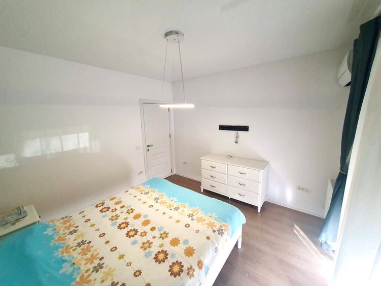 Duplex cu 4 camere cu Canalizare în Moșnița Nouă