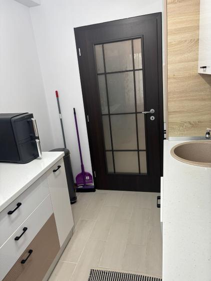 Apartament cu 3 camere decomandat în Valea Lupului
