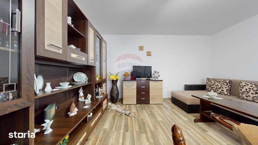 Casă cu 4 camere cu Teren 1004 Mp în Hărman