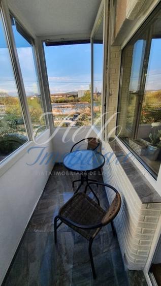 Apartament cu 3 camere decomandat în Între Lacuri