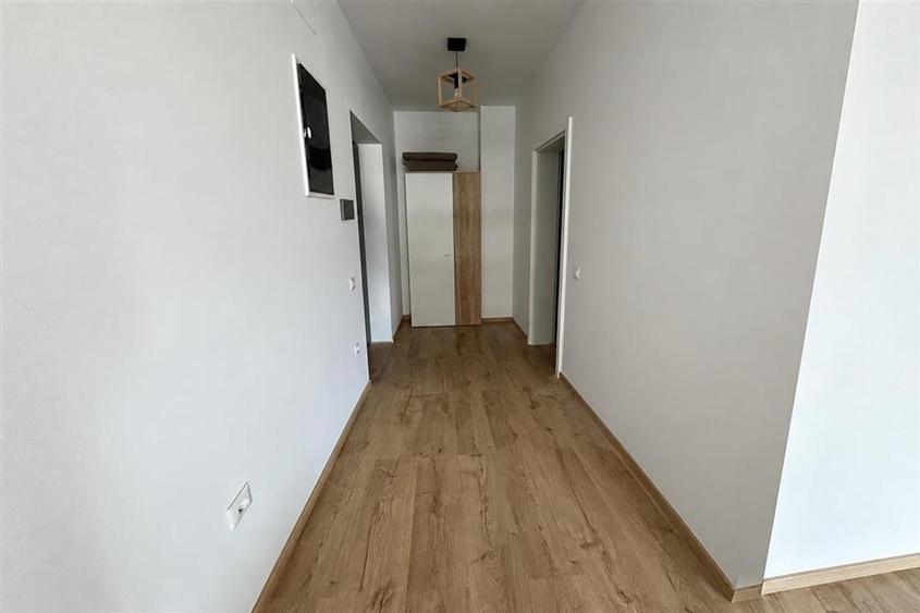 Apartament cu 2 camere semidecomandat în Exterior Sud