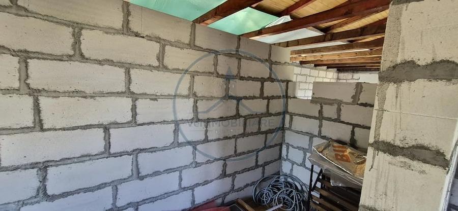 Casă cu Teren 1500 Mp în Dumitra