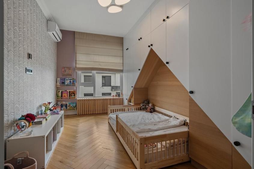 Apartament cu 5 camere în Floreasca