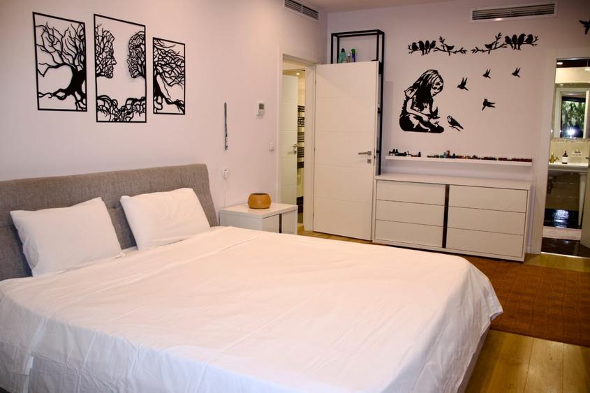 Apartament cu 3 camere decomandat în Kiseleff