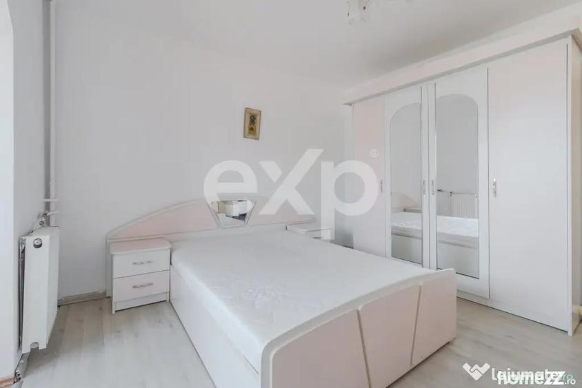 Apartament cu 3 camere decomandat în Lotus