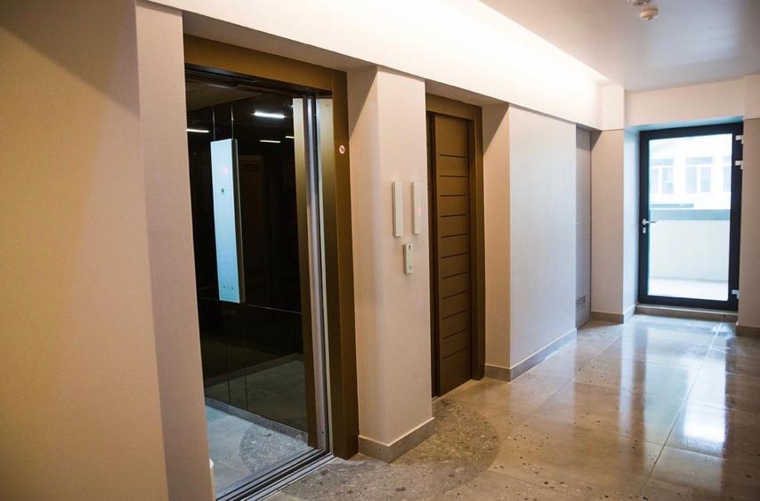 Apartament cu 2 camere decomandat în Aviației